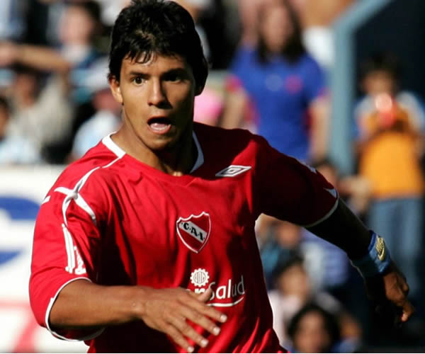 Kun Aguero Historia del Rojo