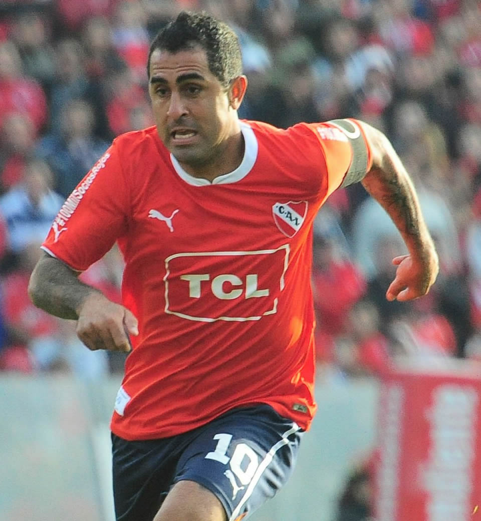 Rolfi Montenegro más partidos jugados en Historia del Rojo
